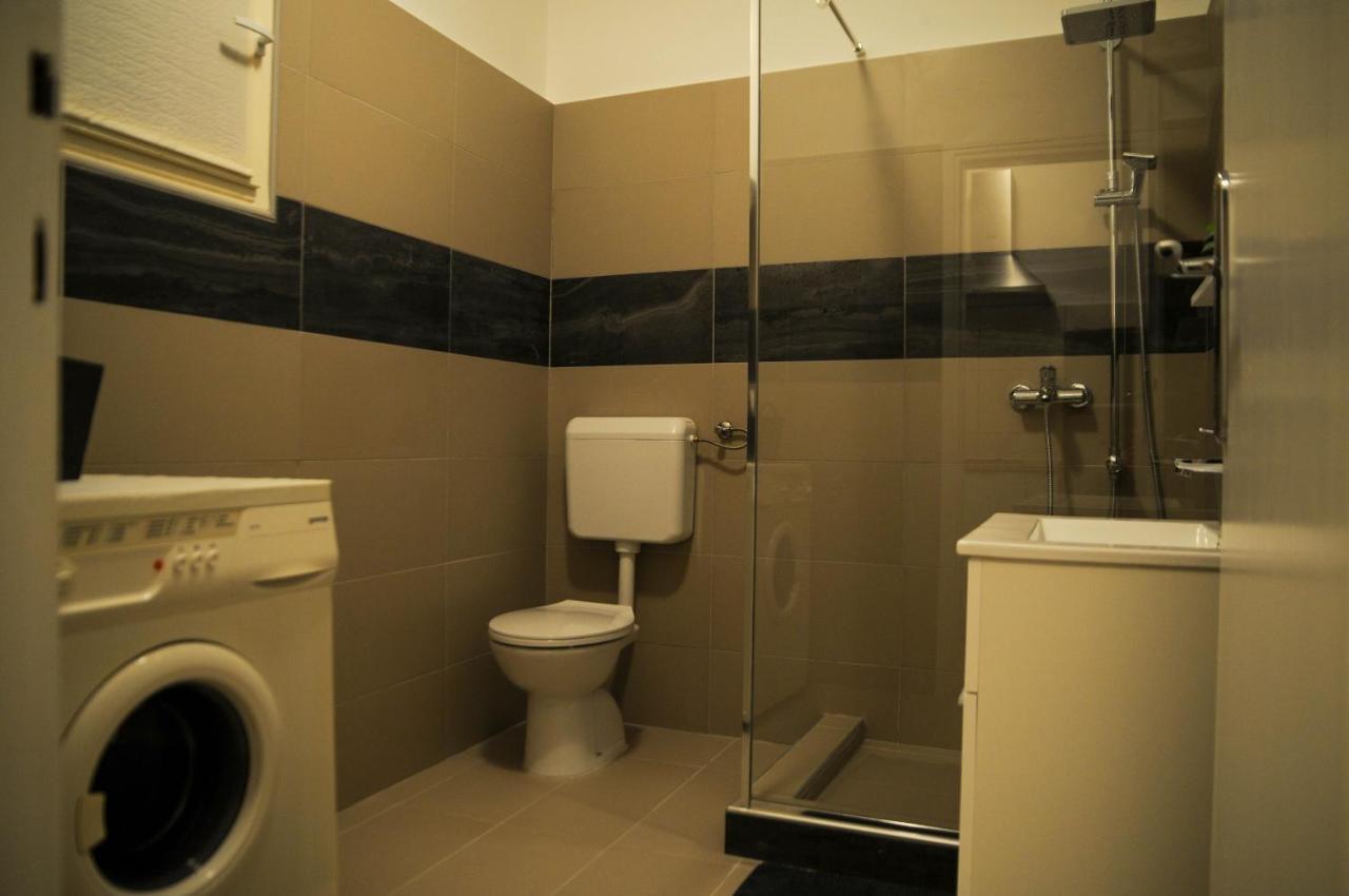 Apartman Gulliver In The Center, 10 Meters From The Sea With Private Parking In Natural Shade غاباس المظهر الخارجي الصورة