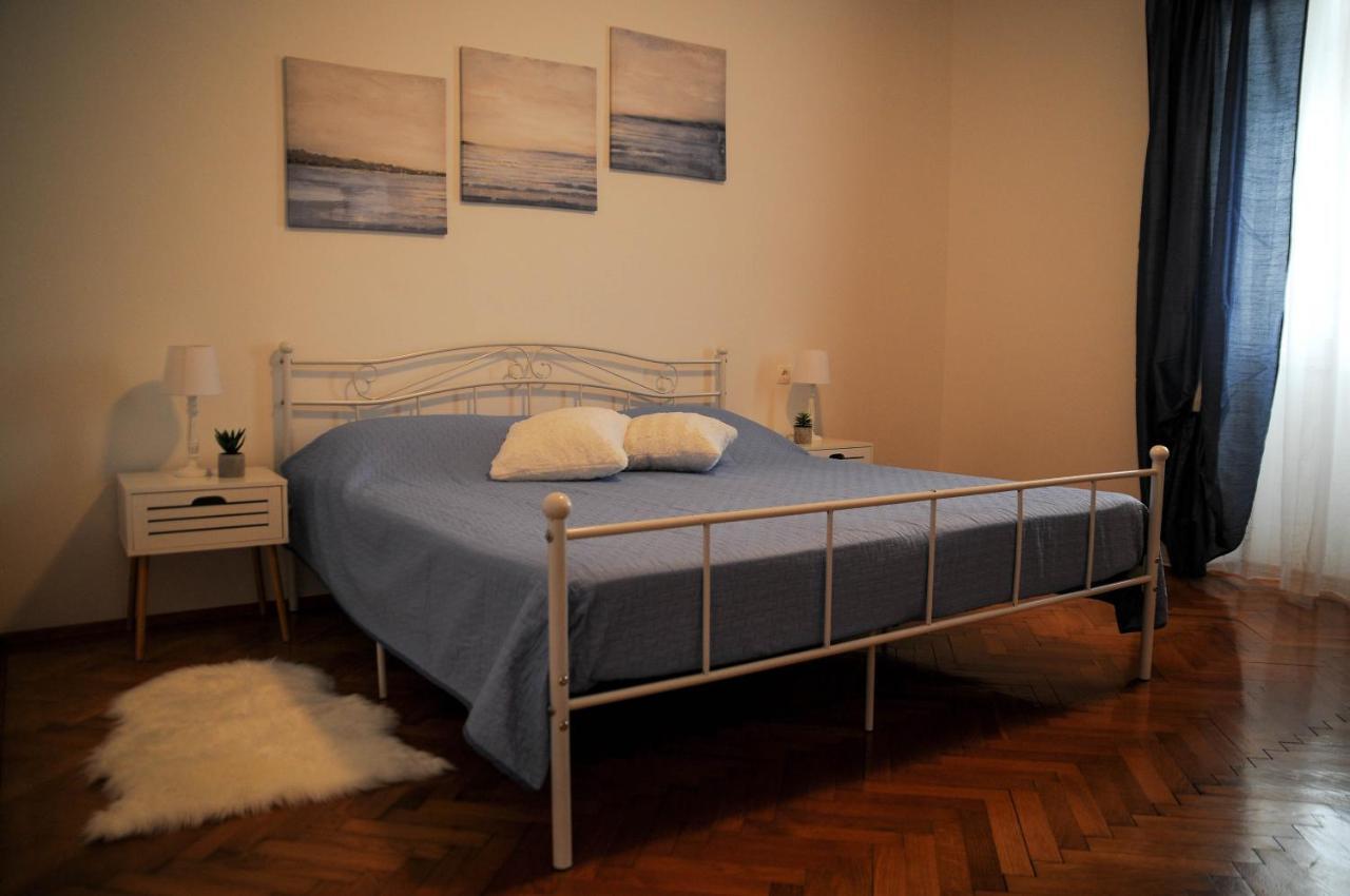 Apartman Gulliver In The Center, 10 Meters From The Sea With Private Parking In Natural Shade غاباس المظهر الخارجي الصورة